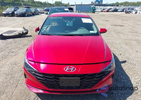 2022 Hyundai Elantra Sel from USA, damaged, VIN 5NPLM4AG8NH065595